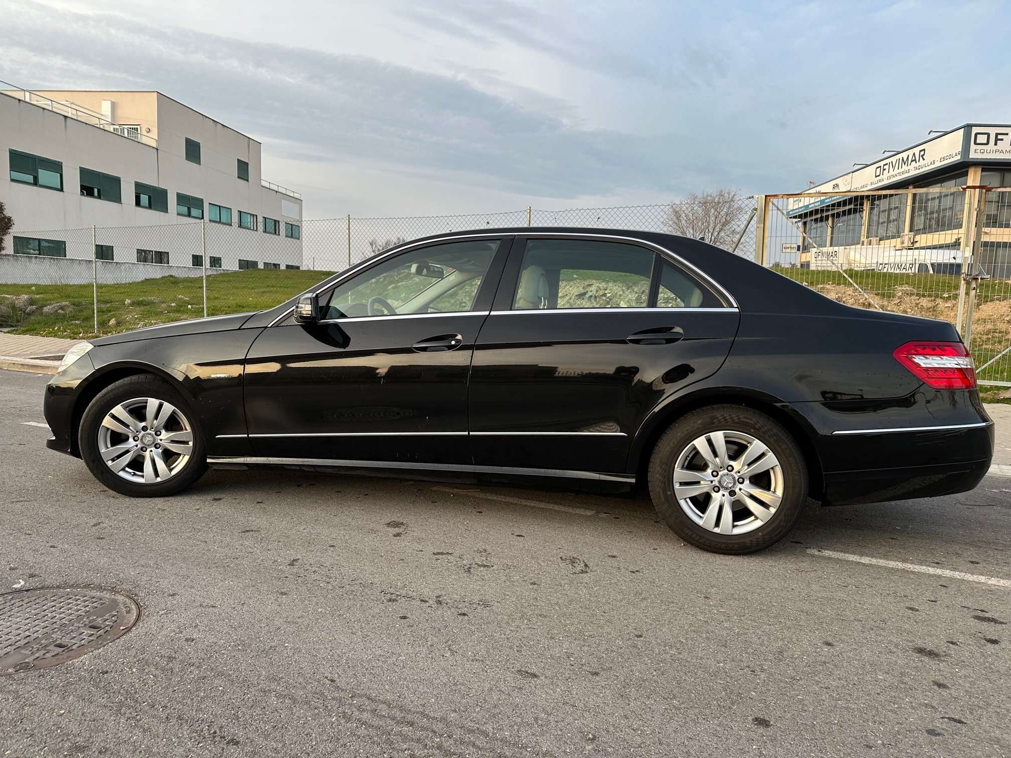 Mercedes E220